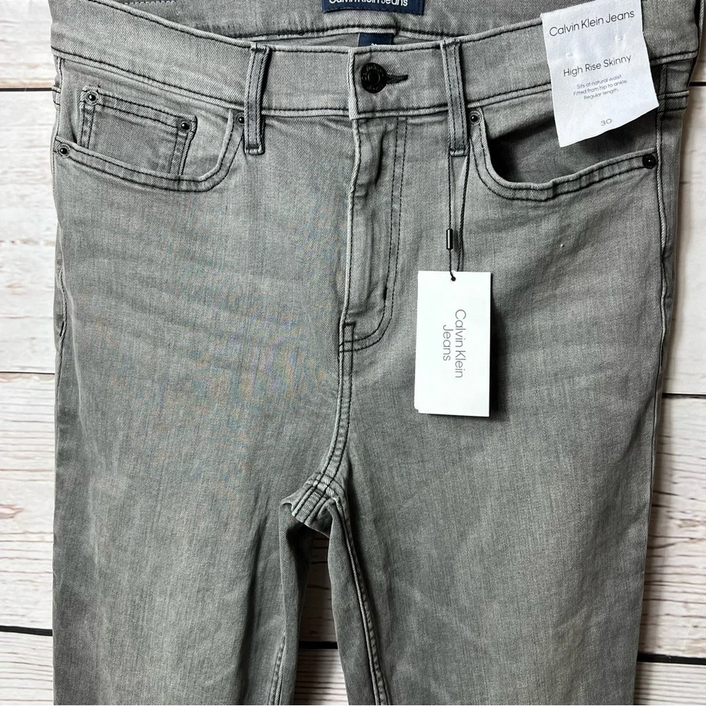Nwt Calvin Klein High Rise Zipper Ankle Skinny Jeans